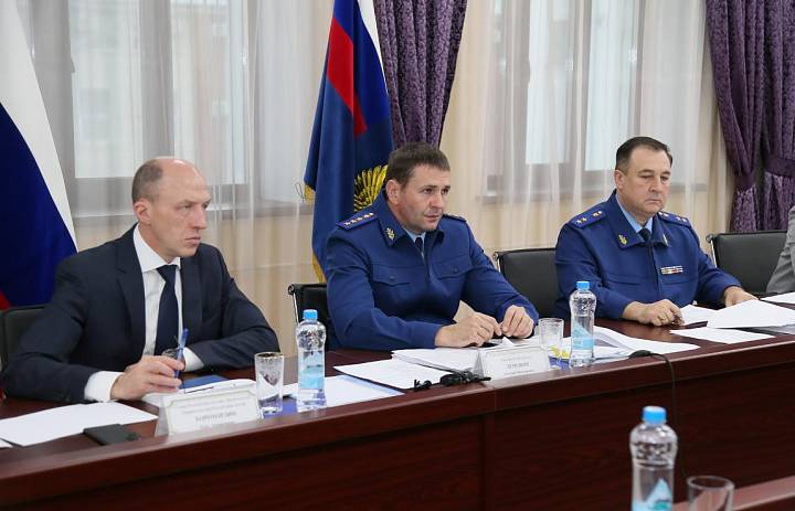 Заместитель генерального прокурора провел личный прием граждан в Республике Алтай
